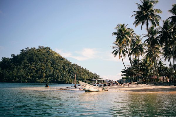 Comment découvrir les traditions des tribus indigènes en Papouasie-Nouvelle-Guinée?